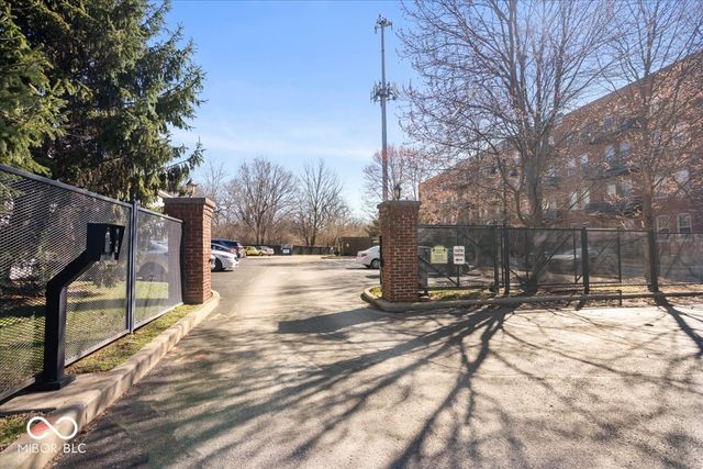 55 S Harding Street 405, Indianapolis, IN 46222