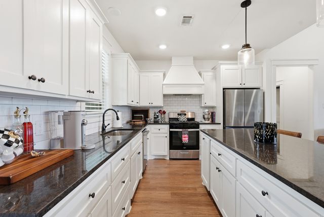190 Wellswood Drive, Greenbrier, AR 72058