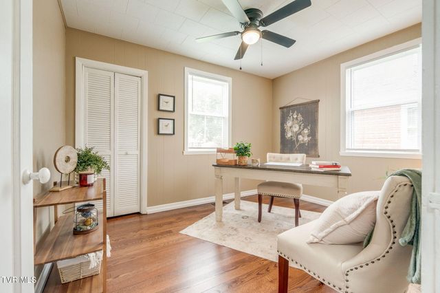 1363 East Center Street, Kingsport, TN 37664