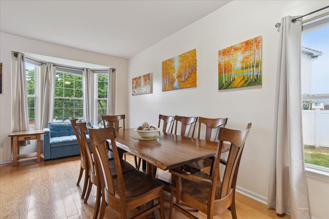 29230 Hunter Court, Brownstown, MI 48183