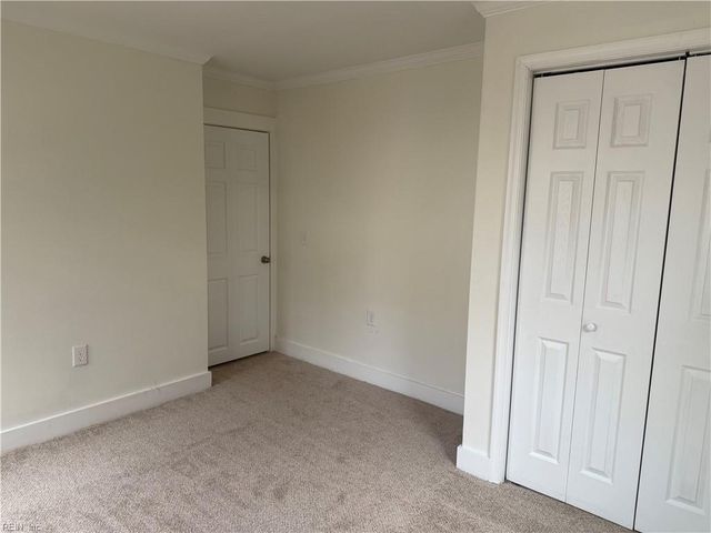 70 Nicholson ST, Portsmouth, VA 23702