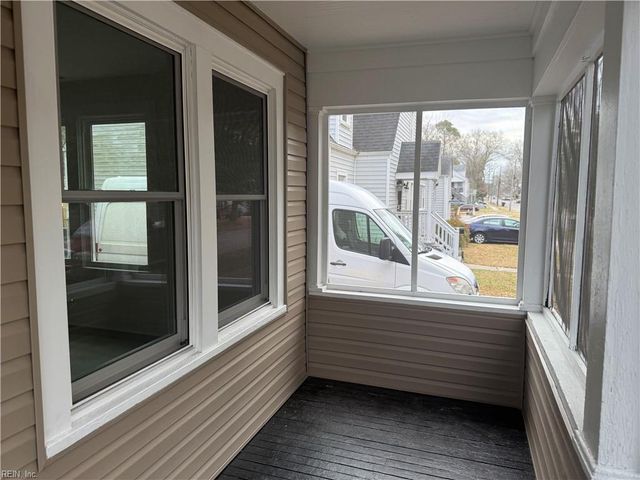 70 Nicholson ST, Portsmouth, VA 23702