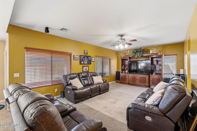 16385 W MCKINLEY Street, Goodyear, AZ 85338