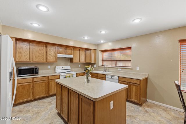 16385 W MCKINLEY Street, Goodyear, AZ 85338