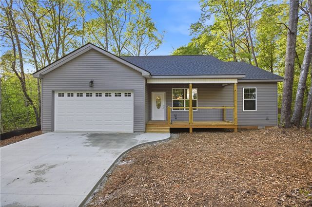 221 Cub Cove Drive, Walhalla, SC 29691