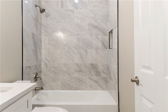 221 Cub Cove Drive, Walhalla, SC 29691