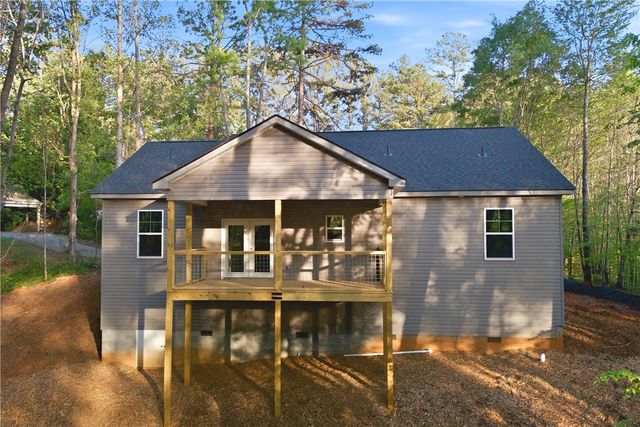 221 Cub Cove Drive, Walhalla, SC 29691