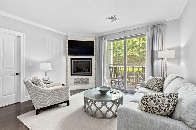 59 Walpole St 116, Canton, MA 02021