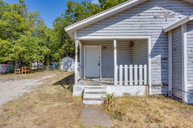 106 Bales Street 108, Cleburne, TX 76033