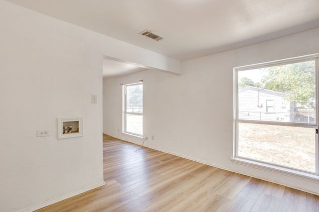 106 Bales Street 108, Cleburne, TX 76033