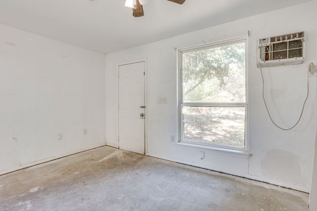 106 Bales Street 108, Cleburne, TX 76033