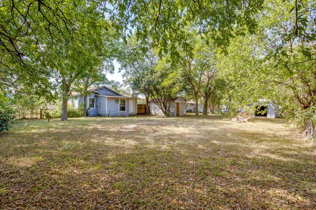 106 Bales Street 108, Cleburne, TX 76033