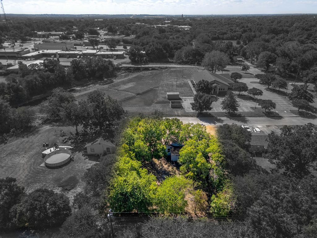 106 Bales Street 108, Cleburne, TX 76033 — photo 3