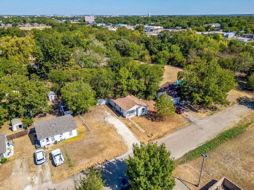 106 Bales Street 108, Cleburne, TX 76033 — photo 4