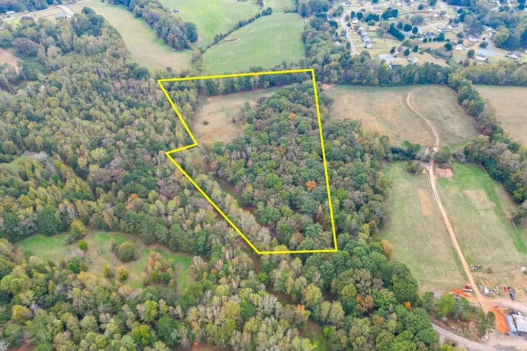 Image 6 of property listing at 0 Sewell Road, Cumming, GA 30028