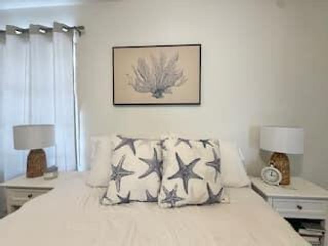 1130 NE 18th Avenue 2, Fort Lauderdale, FL 33304