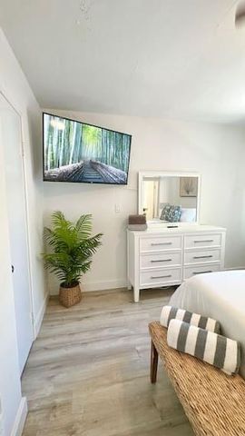 1130 NE 18th Avenue 2, Fort Lauderdale, FL 33304