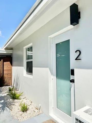 1130 NE 18th Avenue 2, Fort Lauderdale, FL 33304
