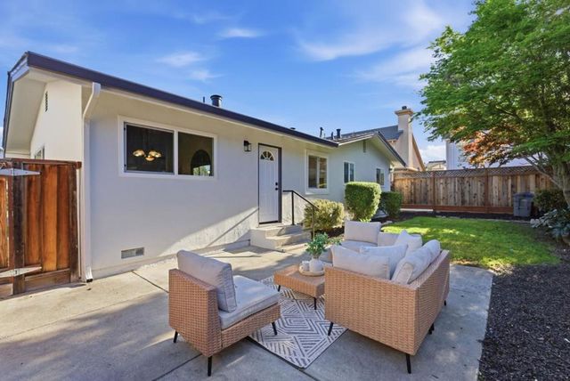 Waddington Avenue, Sunnyvale, CA 94085