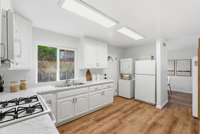 Waddington Avenue, Sunnyvale, CA 94085