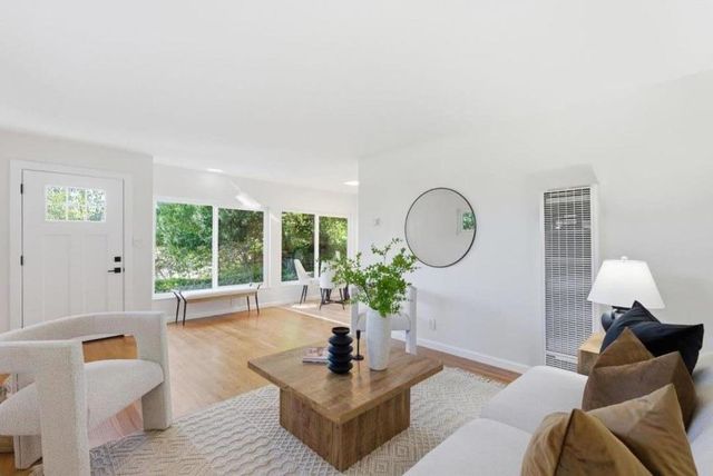 Waddington Avenue, Sunnyvale, CA 94085