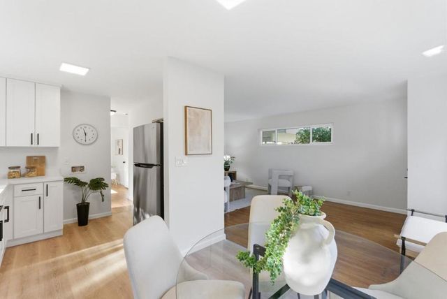 Waddington Avenue, Sunnyvale, CA 94085