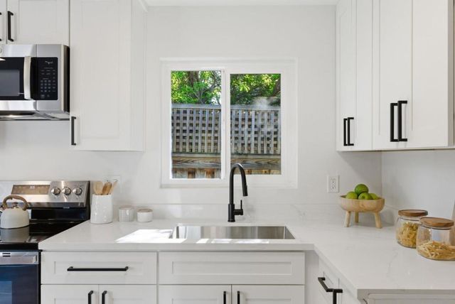 Waddington Avenue, Sunnyvale, CA 94085