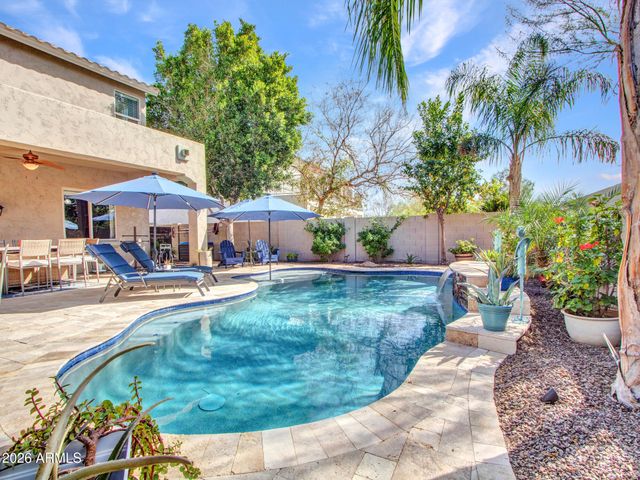 5639 W BONANZA Lane, Phoenix, AZ 85083