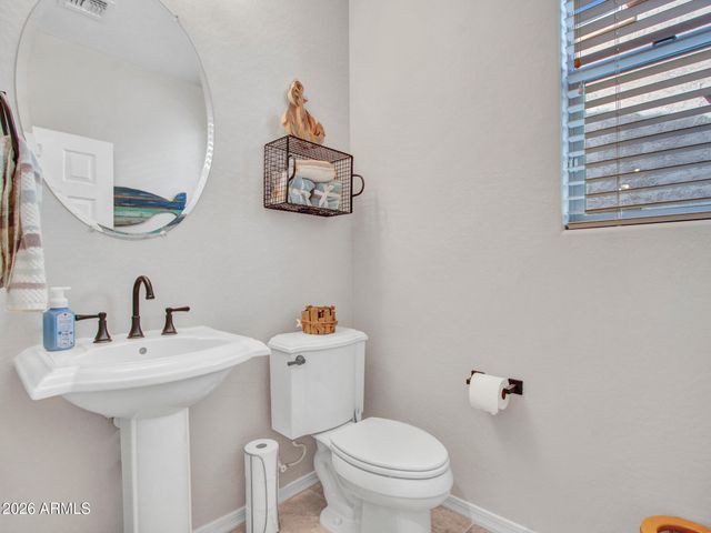 5639 W BONANZA Lane, Phoenix, AZ 85083