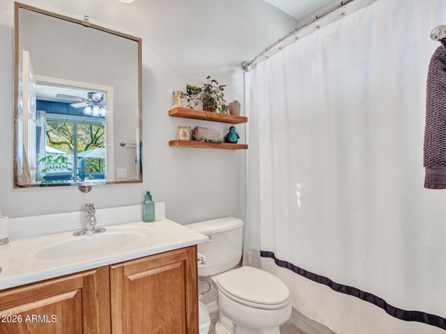 5639 W BONANZA Lane, Phoenix, AZ 85083