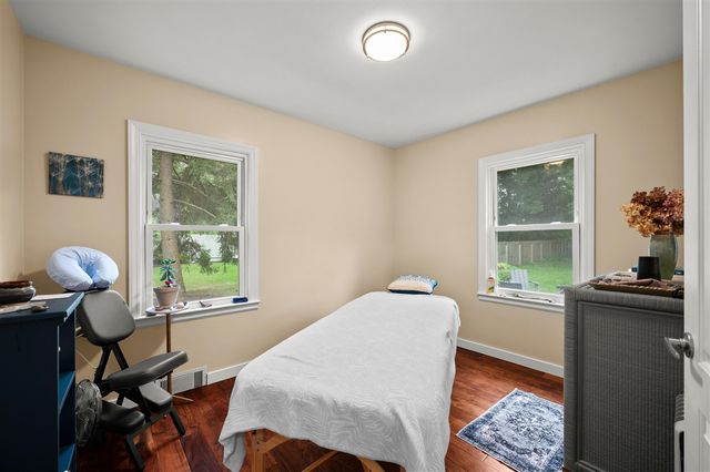 4604 Cleveland Avenue, Stevensville, MI 49127