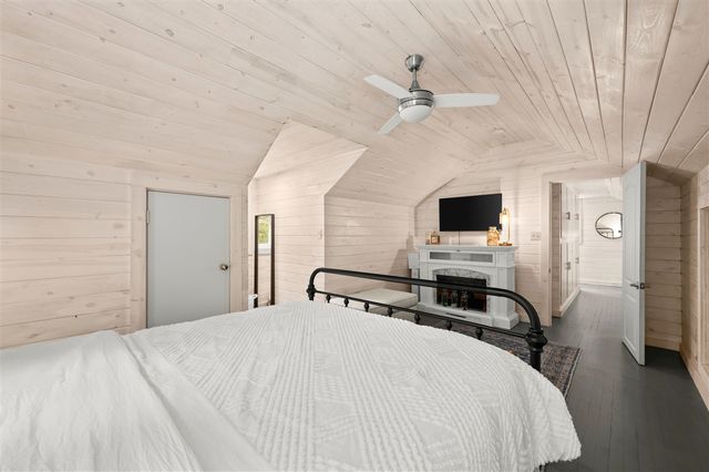 4604 Cleveland Avenue, Stevensville, MI 49127