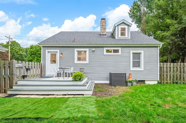 4604 Cleveland Avenue, Stevensville, MI 49127