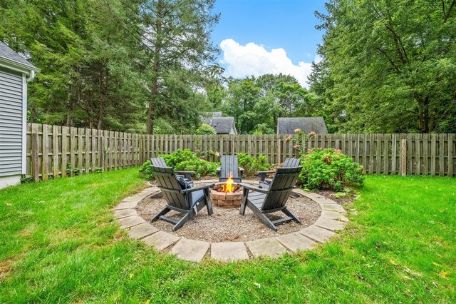4604 Cleveland Avenue, Stevensville, MI 49127