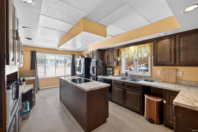 1708 K Street, Bedford, IN 47421