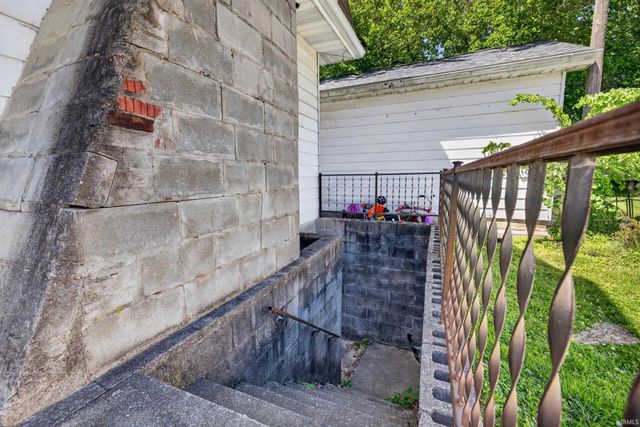 1708 K Street, Bedford, IN 47421