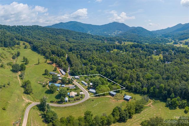 492, 518 and 524 Scruggs Circle, Canton, NC 28716