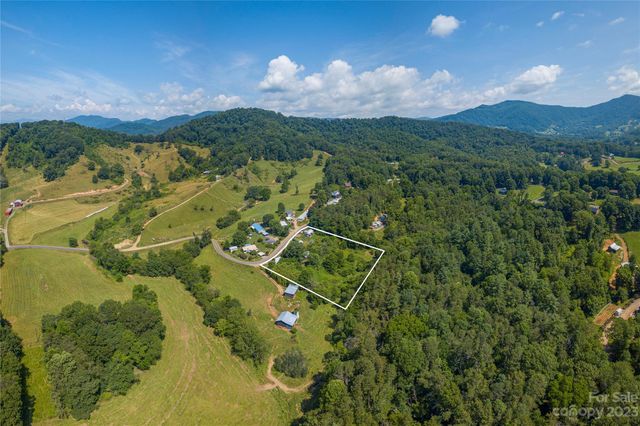 492, 518 and 524 Scruggs Circle, Canton, NC 28716