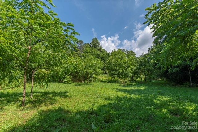 492, 518 and 524 Scruggs Circle, Canton, NC 28716