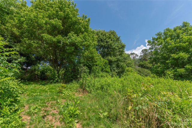 492, 518 and 524 Scruggs Circle, Canton, NC 28716