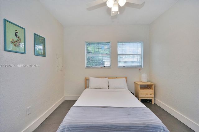 60 NW 76th St 13, Miami, FL 33150