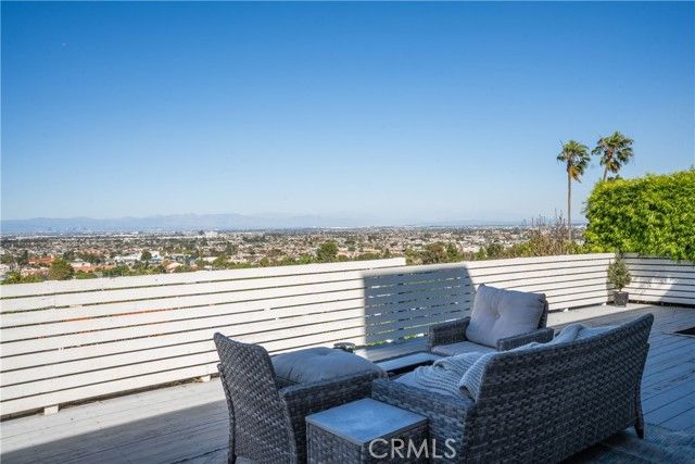 2067 Glentree, Lomita, CA 90717