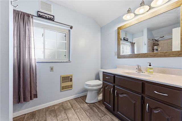 160 Renfer St, Ross Twp, PA 15237