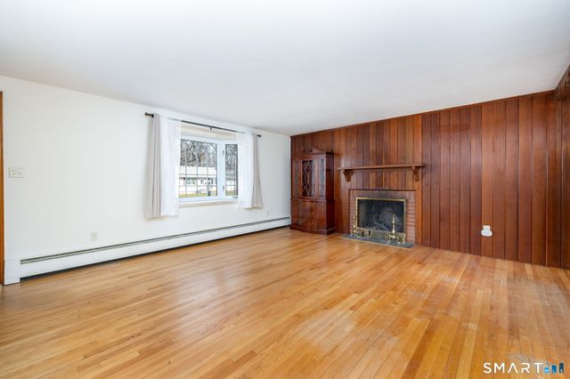 338 Hillhurst Avenue, New Britain, CT 06053