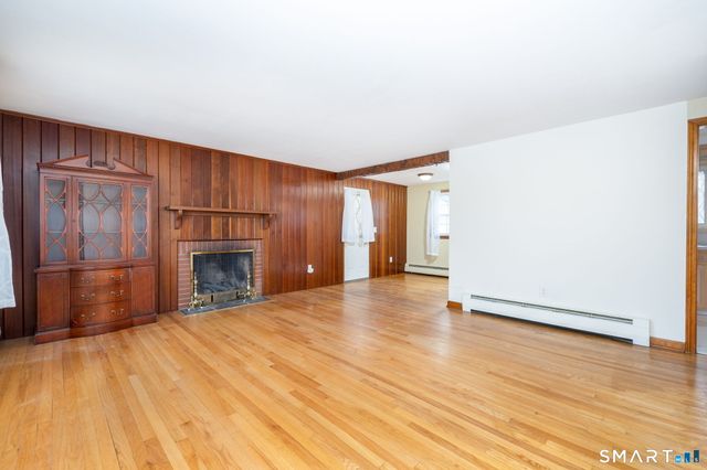 338 Hillhurst Avenue, New Britain, CT 06053