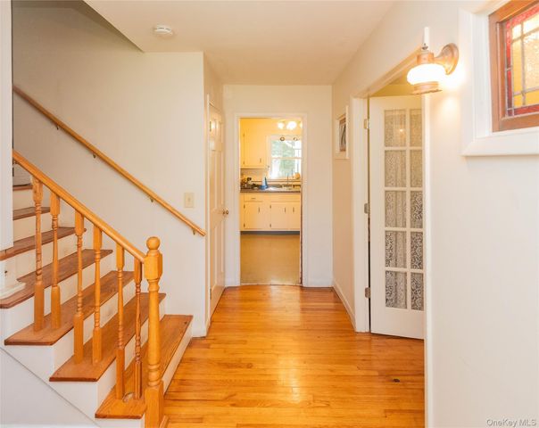 513 Roberts Court, Hurley, NY 12443