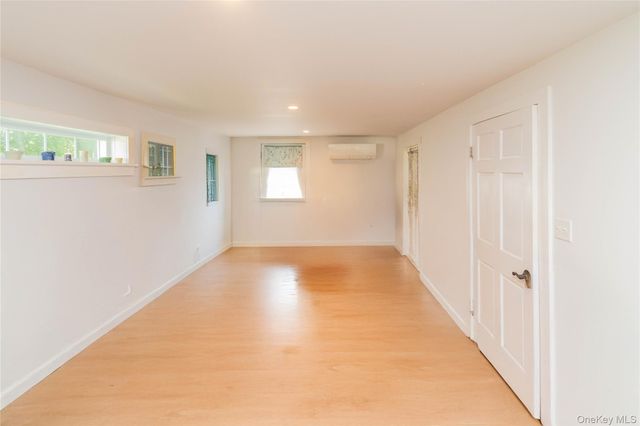 513 Roberts Court, Hurley, NY 12443