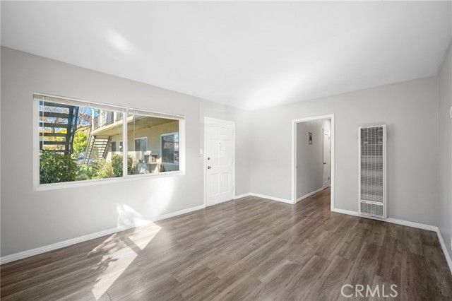 198 W Elmwood, Burbank, CA 91502