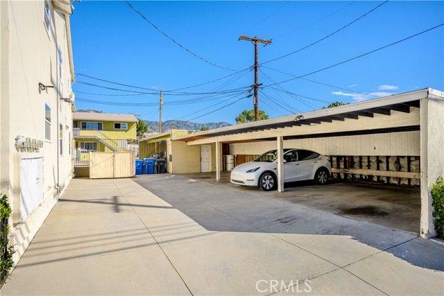 198 W Elmwood, Burbank, CA 91502