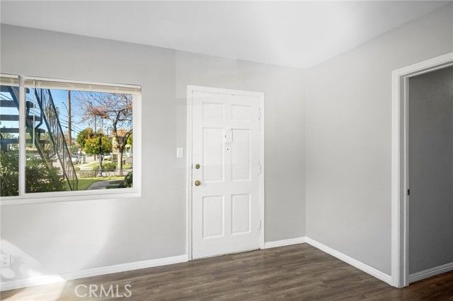 198 W Elmwood, Burbank, CA 91502